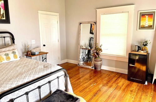 Tampa Heights Bed & Breakfast | Tampa Heights Bungalow
