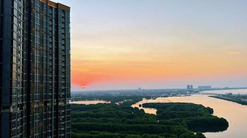Pantai Indah Kapuk Apartment | Tang Gold Coast PIK Sea View Apartment