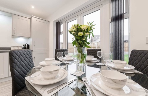Freckleton House | Tannery House | 3 Bedrooms, Parking, Wi-Fi