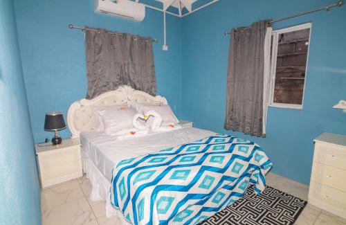 Soufriere House | Tao Cozy Cottage