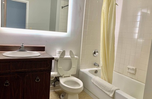 Central Nyack Hotel | Tappan Zee Hotel
