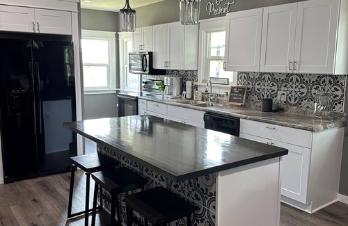 Scottsbluff House | Tasteful four-bedroom, three-bathroom home in Scottsbluff is ready for you!
