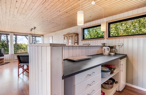 Øer Strand House | "Tatianna" - 100m from the sea by Interhome