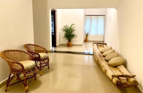 Varkala House | Tattwamasi Ayuryoga with Breakfast and Yoga