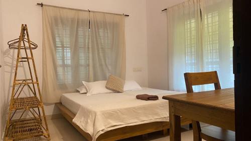 Varkala House | Tattwamasi Ayuryoga with Breakfast and Yoga