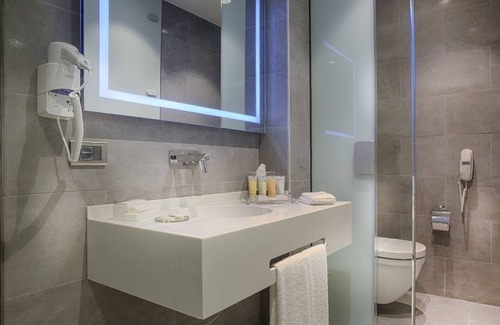 Gaziemir Hotel | Tav Airport Hotel Izmir