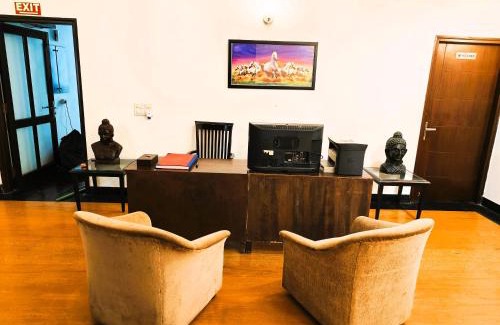 Noida Hotel | Tavisha Villa Film City Road Dadri Road