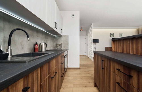 Fabryczna Apartment | Tawryczewskiego 4 | Fashionable Apartment | Balcony