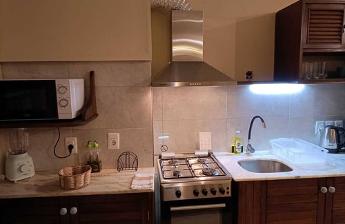 Ciudad Vieja Apartment | Taylor's Port [2] Landing in the Old Town