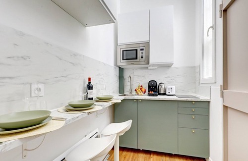 Bel-Air Nord Apartment | TBS 244 - Elegant and modern studio in Paris