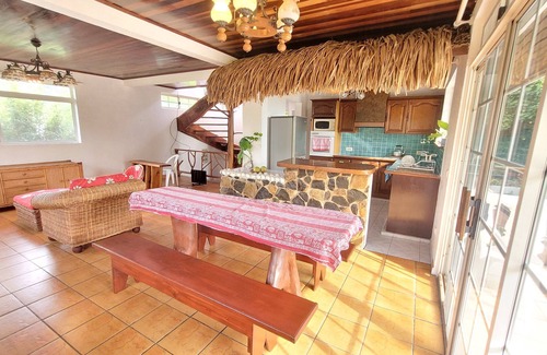 Fare House | Te Hana – Just 100 meters from the beach