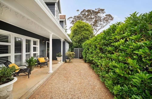 Blackheath Apartment | Te kāinga maunga - where mountain time begins