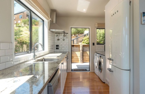 Omiha Cottage | Te Whau Retreat - The Cottage