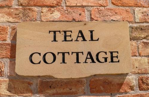 Melton Mowbray House | Teal Cottage