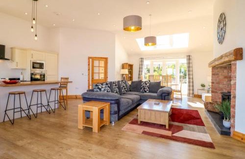 Melton Mowbray House | Teal Cottage