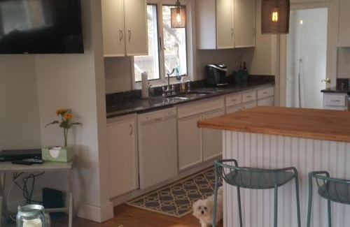 East Falmouth House | Teaticket Cottage