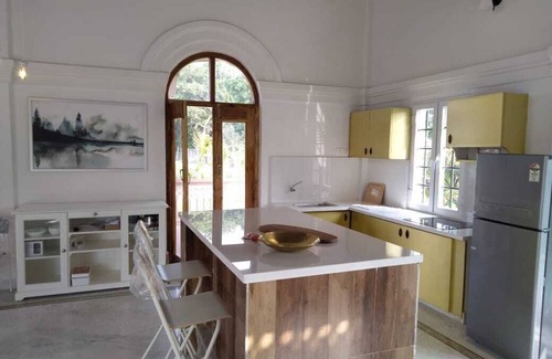 Chevella Villa | Teen Duari Farmstay - Luxurious Colonial Villa