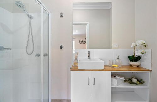 Creswick Bed & Breakfast | Tell Tales Bed & Breakfast