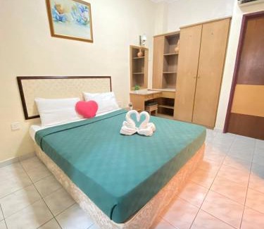 Lumut Apartment | Teluk Batik Holiday Apartment