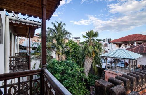 Stone Town Bed & Breakfast | Tembo B&B Apartments