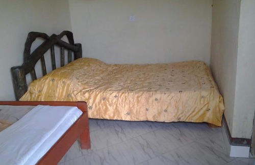 Kasese Cabin | Tembo Safari Lodge