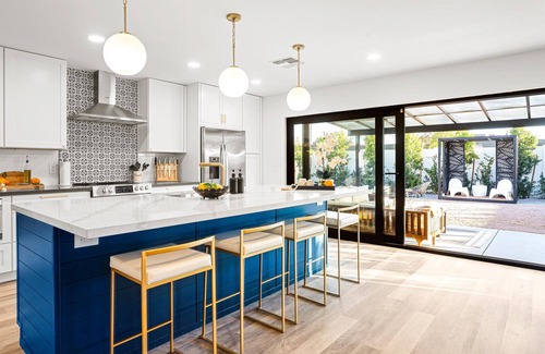 Rural-Geneva House | Tempe Paradise Star near ASU/Scottsdale/Phoenix: Hot Tub, Sauna, Fire Pit