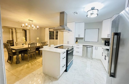 Temple Terrace House | Temple Terrace and Busch Gardens Hideout