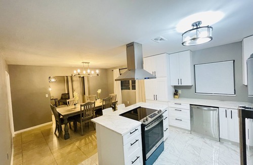Temple Terrace House | Temple Terrace and Busch Gardens Hideout