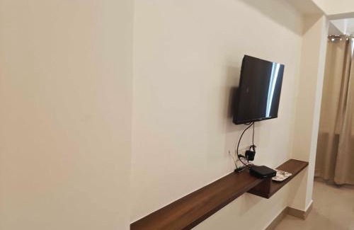 Tiruvallur Hotel | Temple View Residency