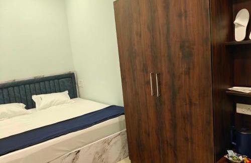 Tiruvallur Hotel | Temple View Residency