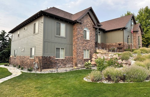 South Jordan Apartment | Temple Views