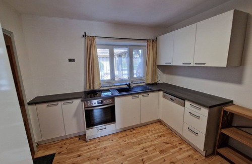 Ruhpolding Apartment | Temporary rental for 14 days to 12 months, in the center of Ruhpolding, mountain view