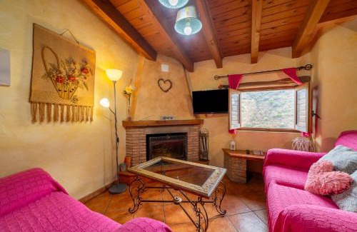 Laroya House | Tenguerengue