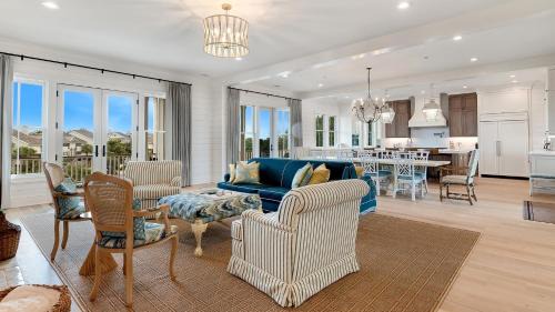 Debordieu Colony House | TennesSea House home by Peace Vacations