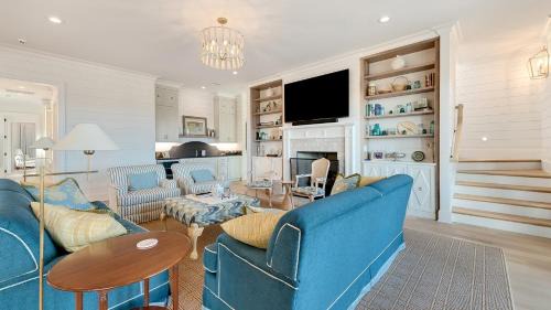 Debordieu Colony House | TennesSea House home by Peace Vacations