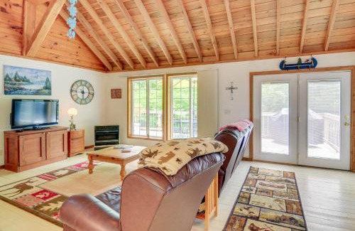 Byrdstown House | Tennessee Cabin Getaway Near Dale Hollow Lake!