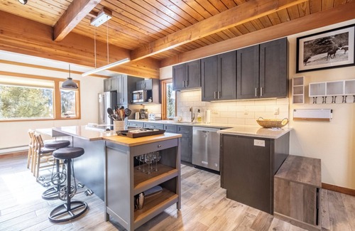 Keystone Villa | Tennis Townhome #1337 by Summit County Mountain Retreats