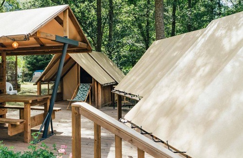 Valbonnais Other | Tent ∙ 2 bedrooms ∙ 4 guests