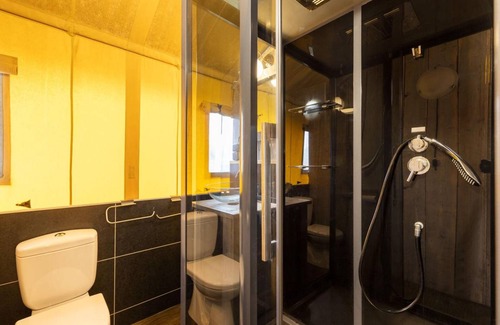 Vierhuizen Other | Tent ∙ 2 bedrooms ∙ 4 guests