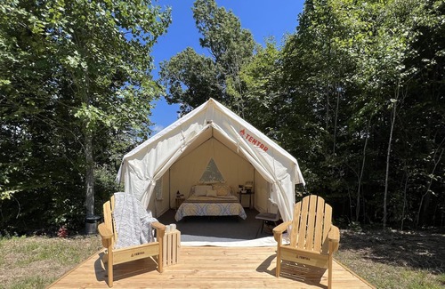 Silver Point RV Rental | Tentrr Signature Site - Goose at Defenders Retreat - Coleman Outfitted Site