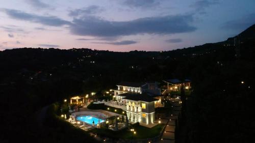 Santo Stefano del Sole House | Tenuta Santo Stefano Azienda Agrituristica