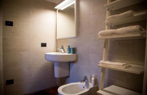 Sillavengo House | Tenuta Valtoppa