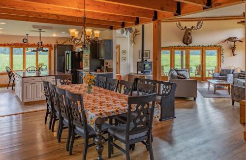Ithaca Villa | Tenwood Lodge