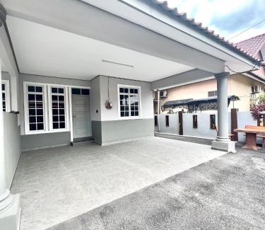 Batu Buruk House | Teratai Homestay 3 Batu Buruk