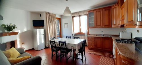 Massa e Cozzile Apartment | [TERME] CASA IN STILE CLASSICO IN TOSCANA CON TERRAZZO
