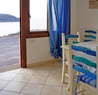 Tracino House | Terra e mare