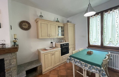 Dongo Apartment | Terraced house with garden in Dongo - Larihome