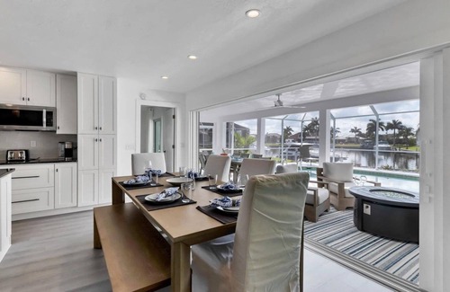 Charlotte Harbor House | 🥇 Terrific 3bd villa on canal with a private pool (CH895)