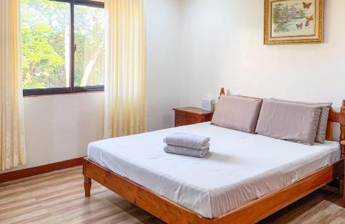 San Pedro House | Tessie's Home Stay Bed & Breakfast
