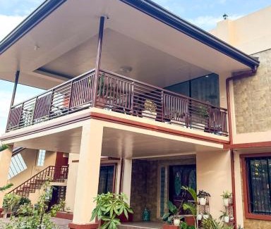 San Pedro House | Tessie's Home Stay Bed & Breakfast